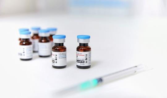 AB-Pharmaceutical-Vials-Needle_RGB_Large